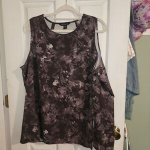 Athleta Gray and Black Boxy Sleeveless Tank Top